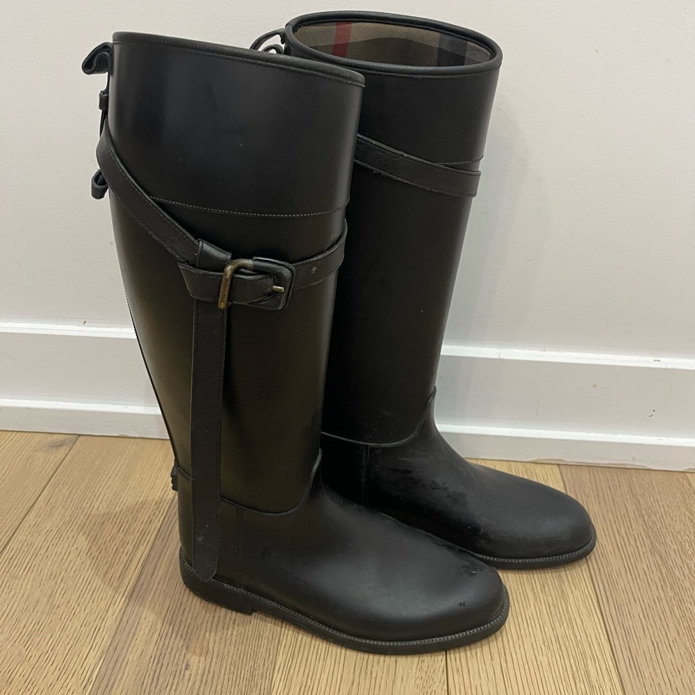 BURBERRY RAINBOOTS